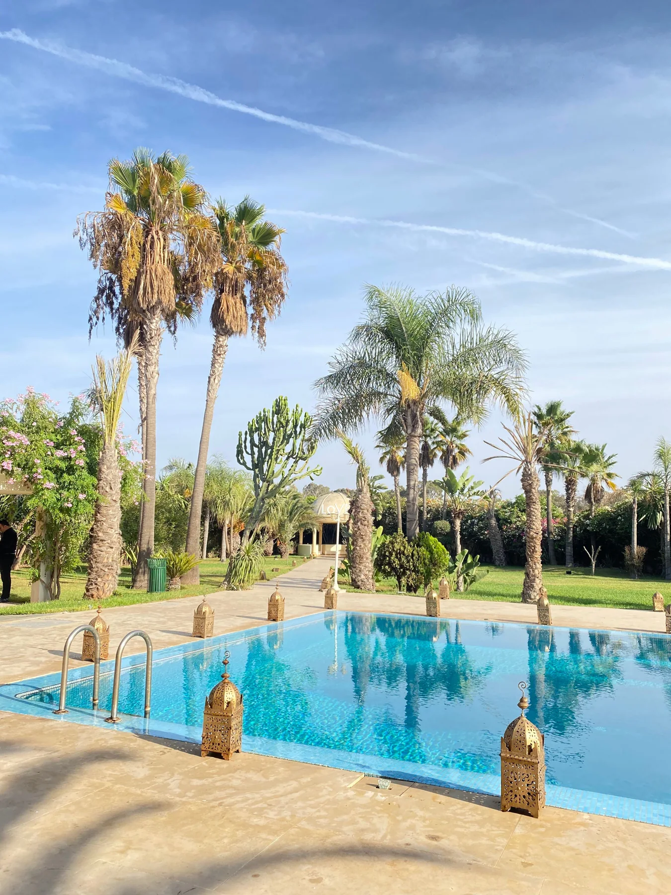 Jardins et piscine — Palace Layali